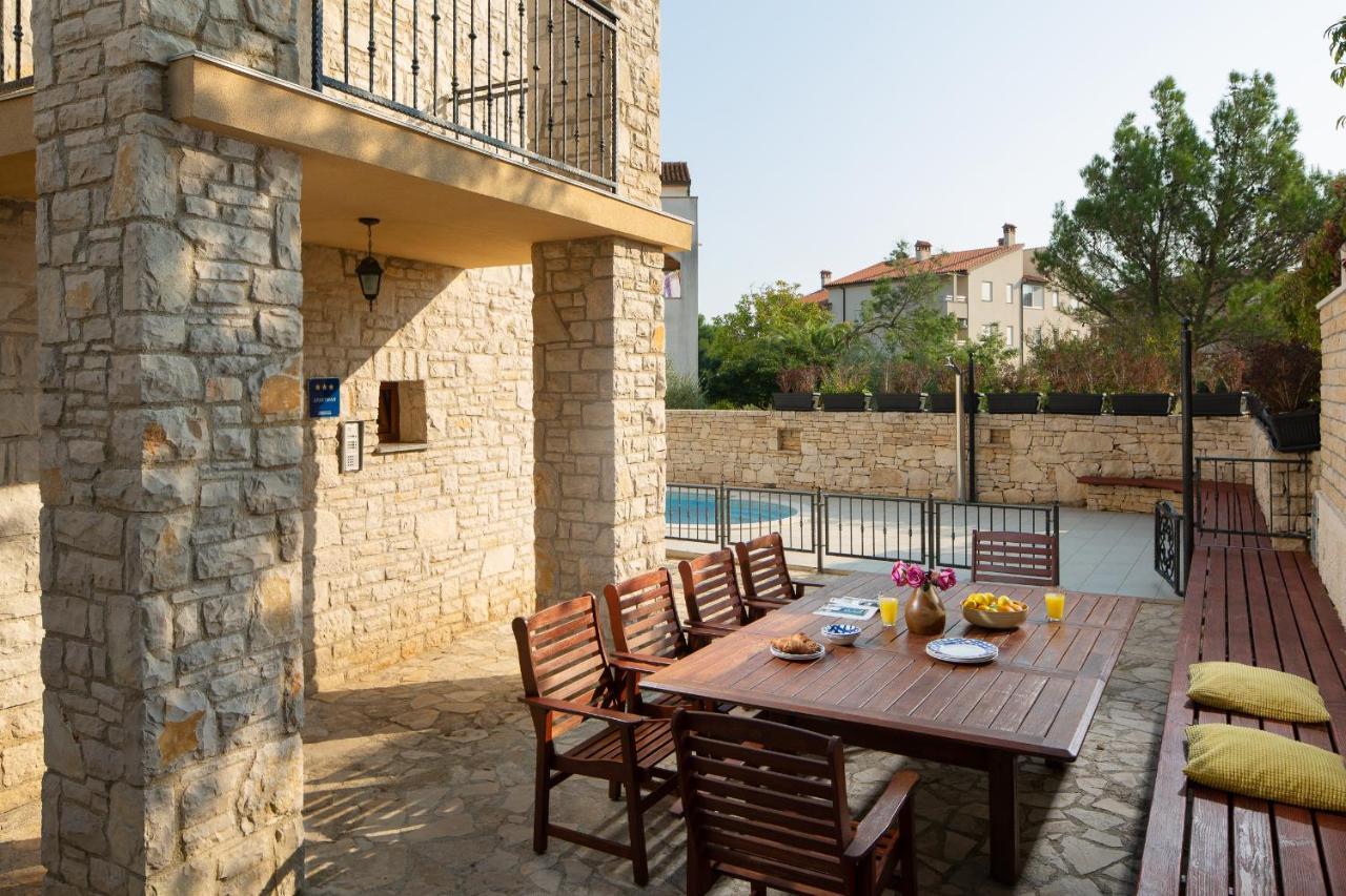 Ferienwohnung Marlera - Penthouse Ližnjan Exterior foto