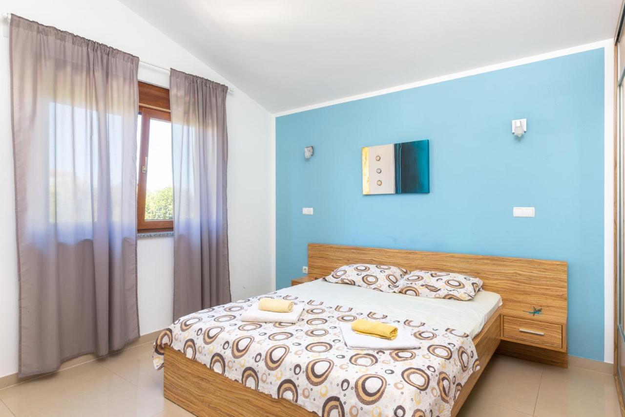 Ferienwohnung Marlera - Penthouse Ližnjan Exterior foto